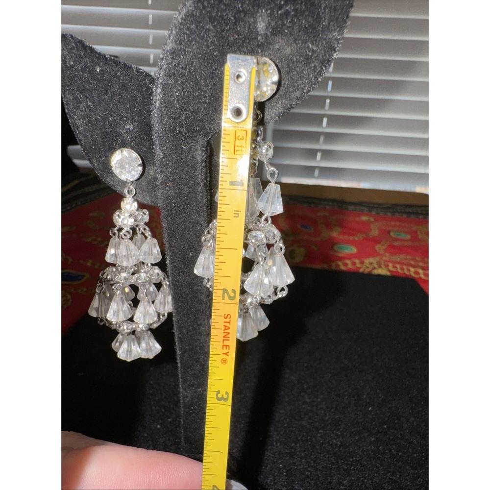 VNTG SIGNED HATTIE CARNEGIE RHINESTONE & CRYSTAL CHANDELIER EARRINGS -SILVERTONE - Picture 6 of 12